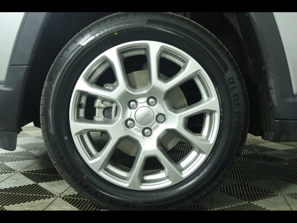 Used 2022 Jeep Compass Latitude image 8