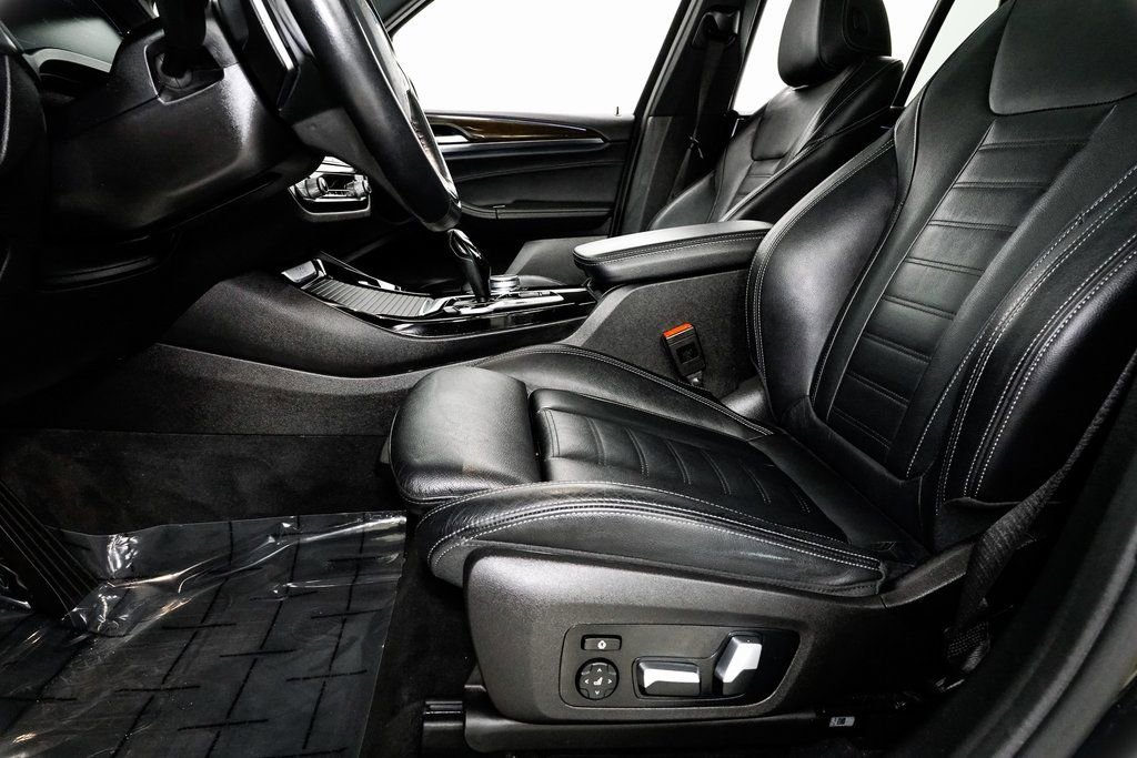 Used 2021 BMW X3 xDrive30e w/ Premium Package image 11