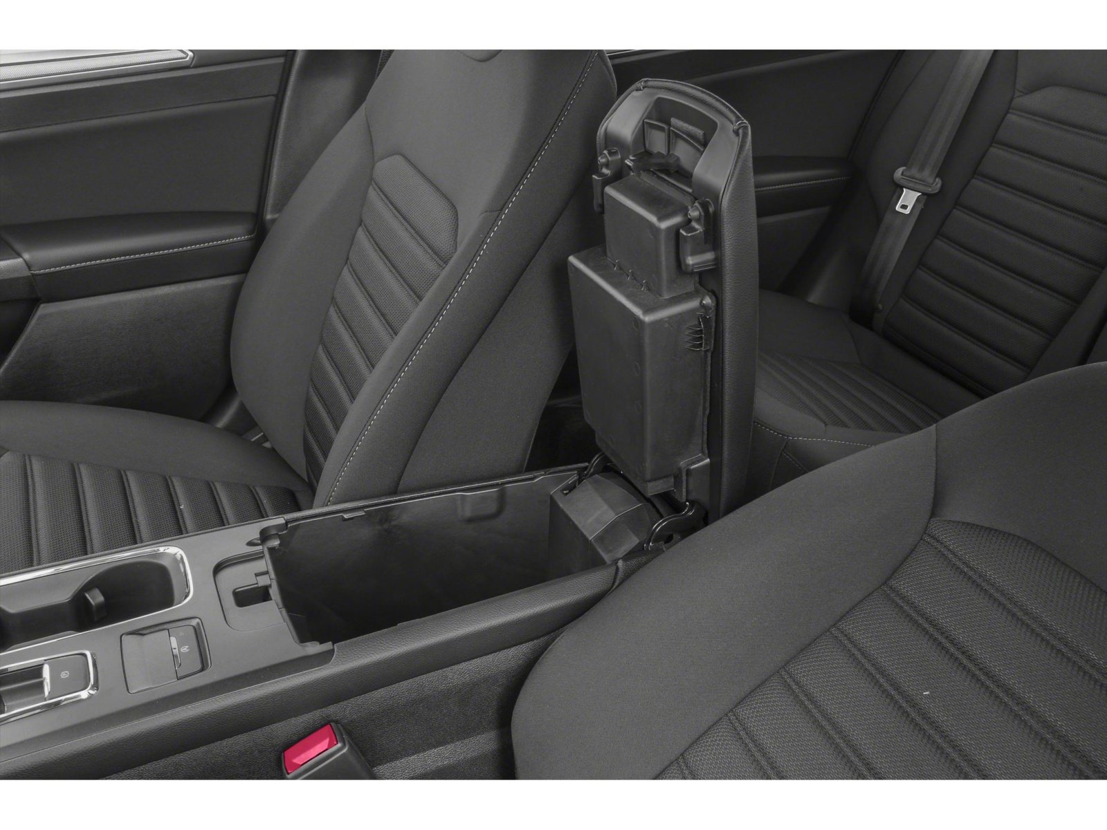 Used 2020 Ford Fusion SE FWD image 12