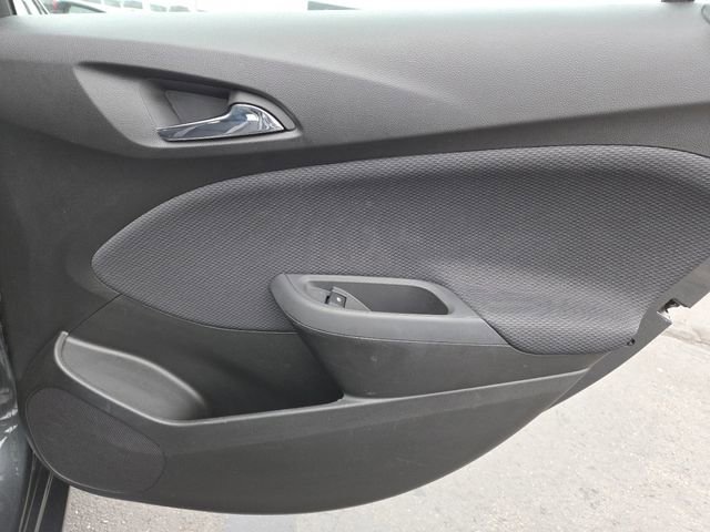 Used 2017 Chevrolet Cruze LT image 20