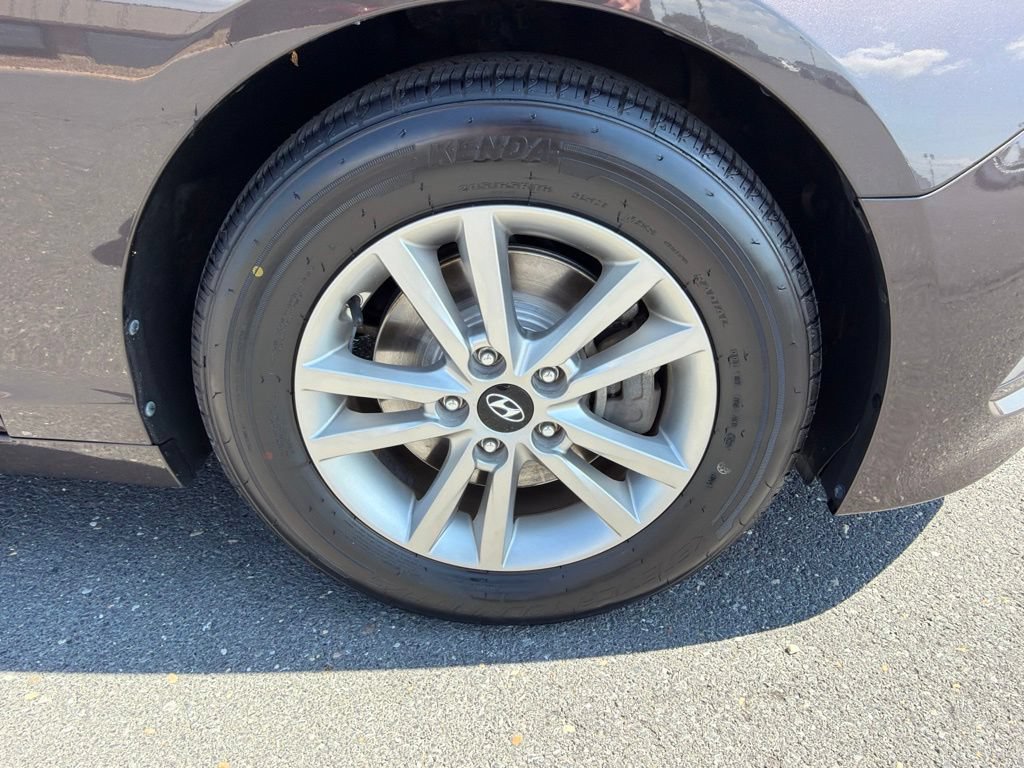 Used 2017 Hyundai Sonata SE FWD image 10