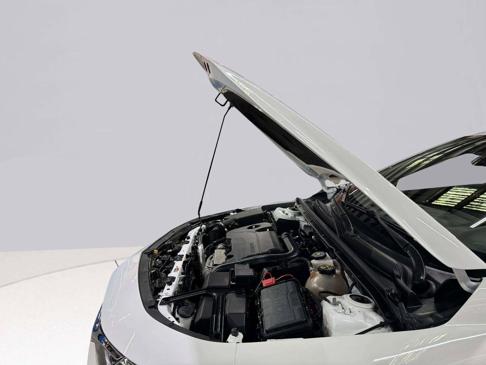 Used 2023 Chevrolet Malibu RS FWD image 64
