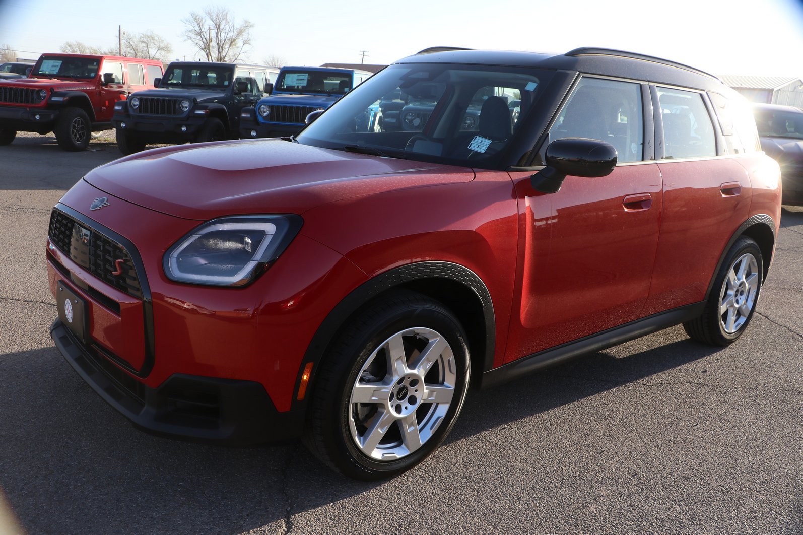 Used 2025 MINI Cooper Countryman S image 3