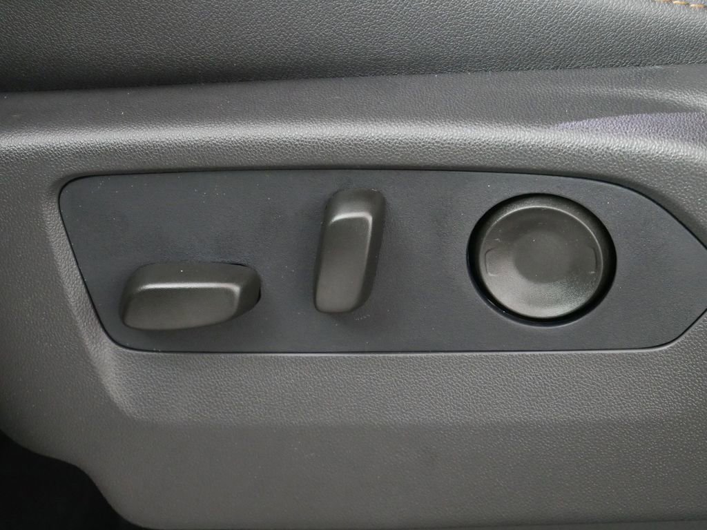 New 2026 GMC Sierra 1500 AT4 w/ AT4 Premium Package image 11