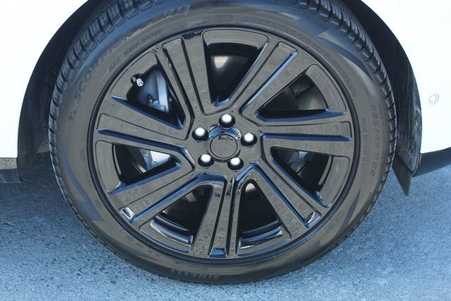 Used 2023 Land Rover Range Rover SE image 13