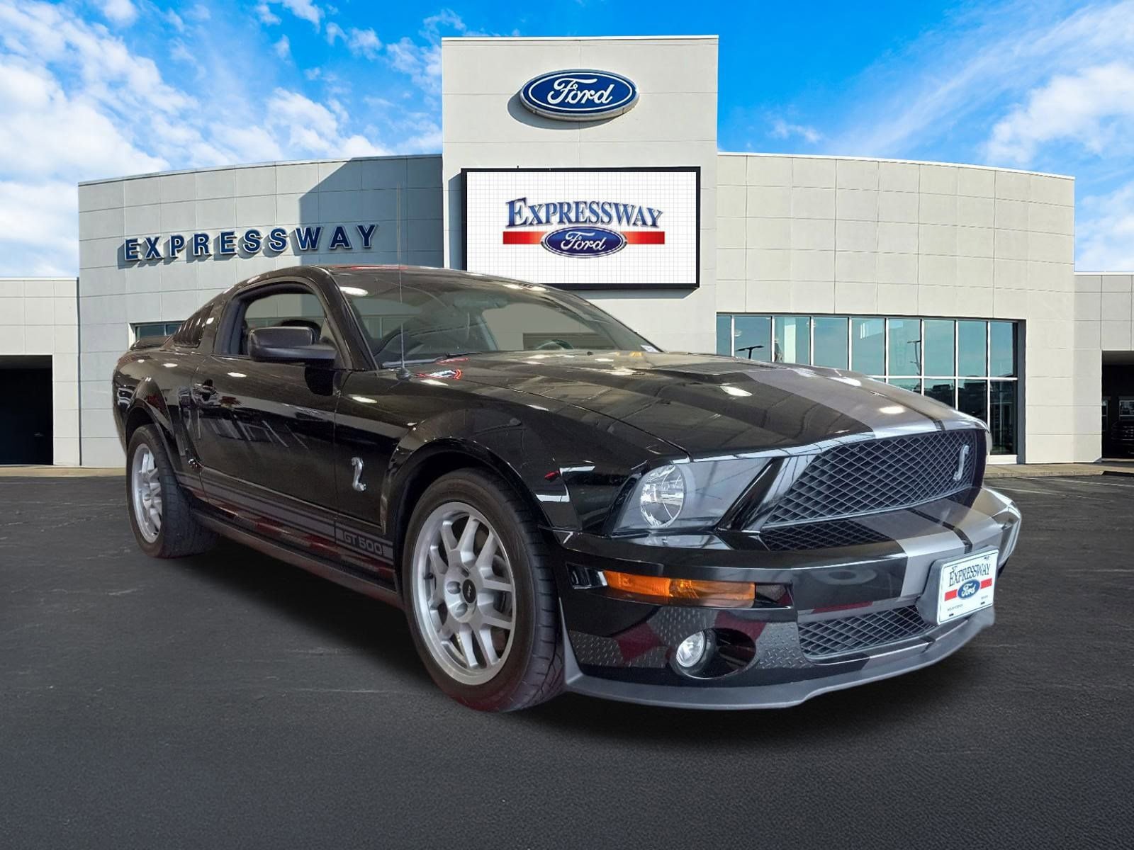Used 2007 Ford Mustang Shelby GT500 image 4