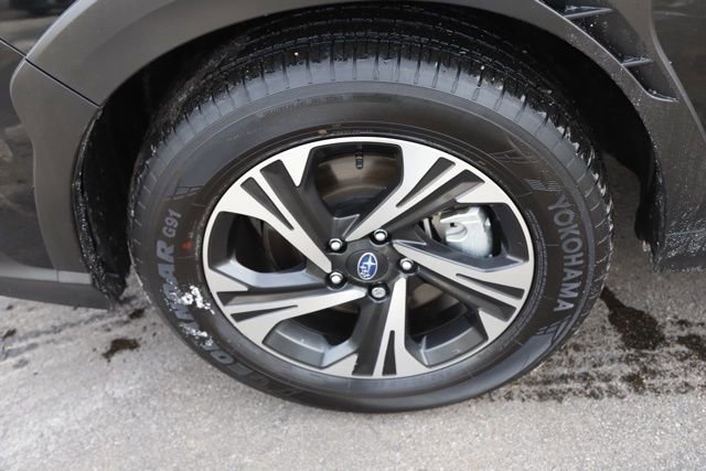 Certified 2025 Subaru Crosstrek 2.0i Premium image 11