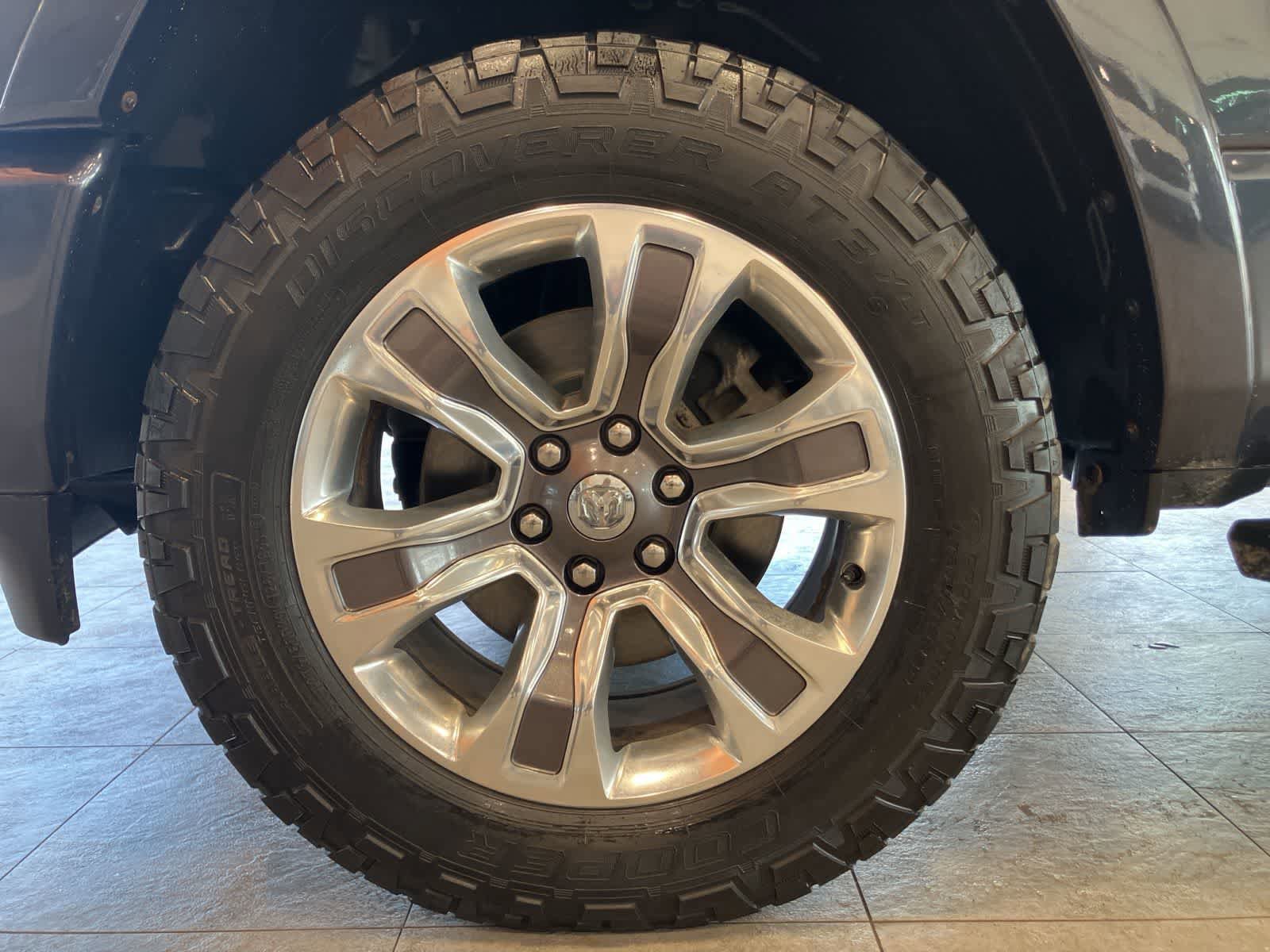 Used 2021 RAM 1500 Limited w/ Trailer Tow Group AWD/4WD image 9