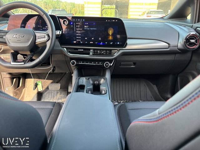 Certified 2025 Chevrolet Equinox EV RS FWD image 7
