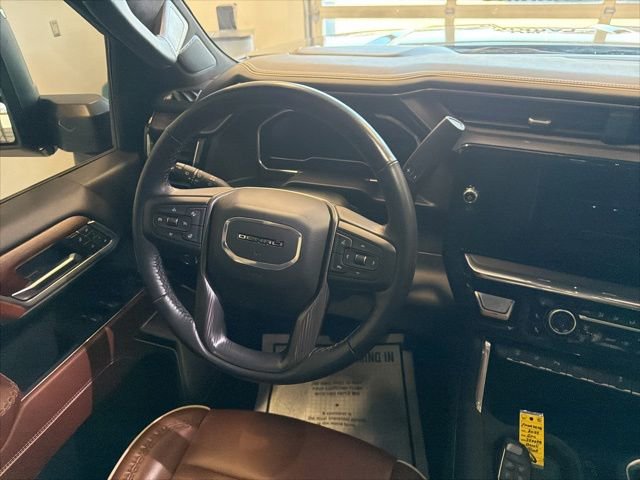 Used 2024 GMC Sierra 3500 Denali Ultimate image 35