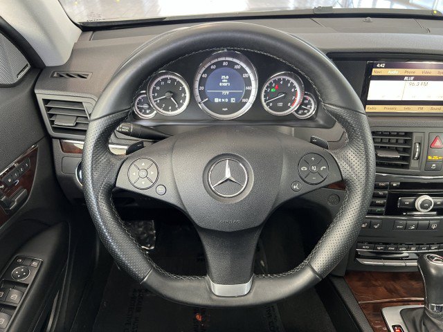 Used 2010 Mercedes-Benz E 550 Coupe image 21