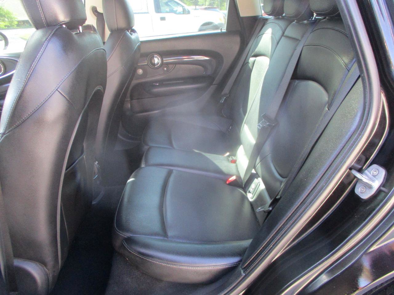 Used 2017 MINI Cooper Clubman S image 14