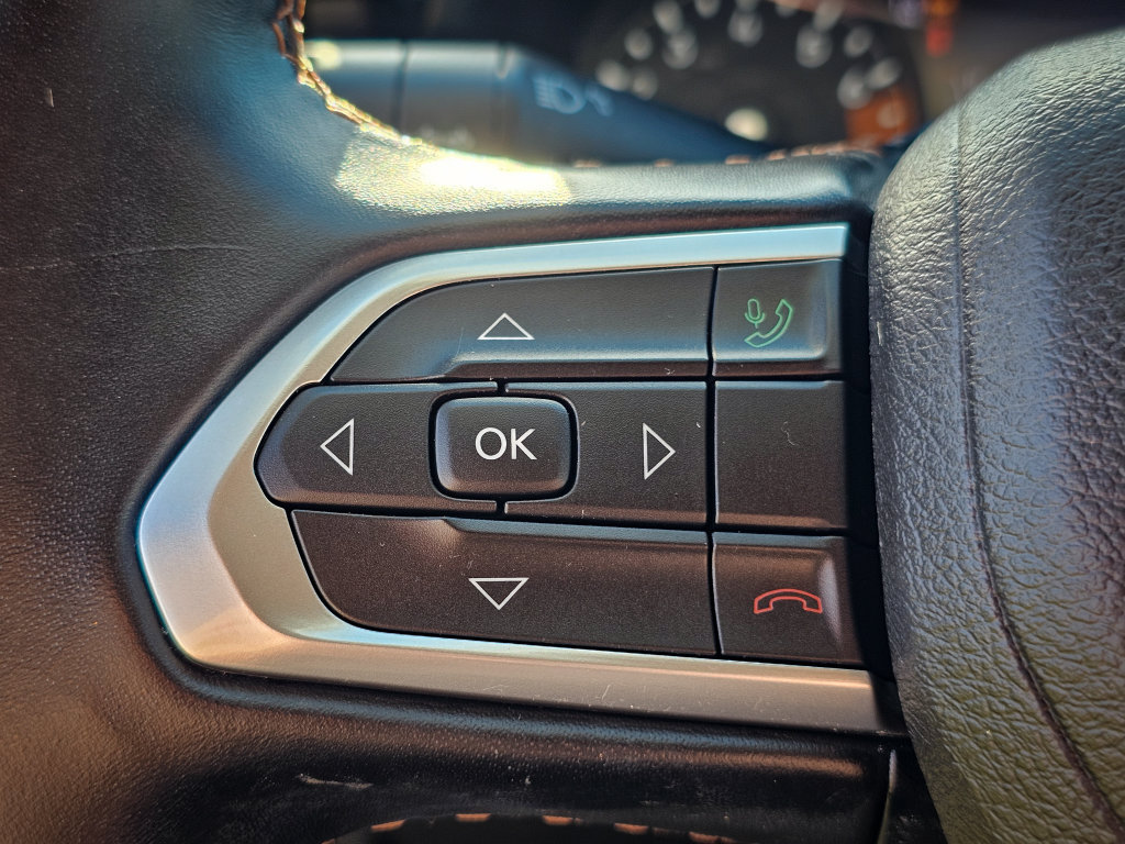 Used 2022 Jeep Compass Limited AWD/4WD image 19