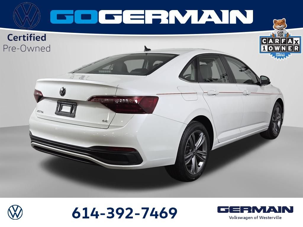 Used 2024 Volkswagen Jetta SE w/ Panoramic Sunroof Package FWD image 7