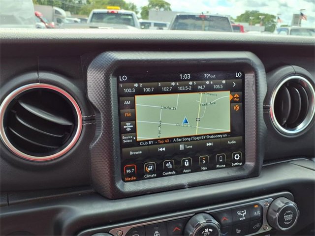 Used 2020 Jeep Wrangler Unlimited Sahara image 20