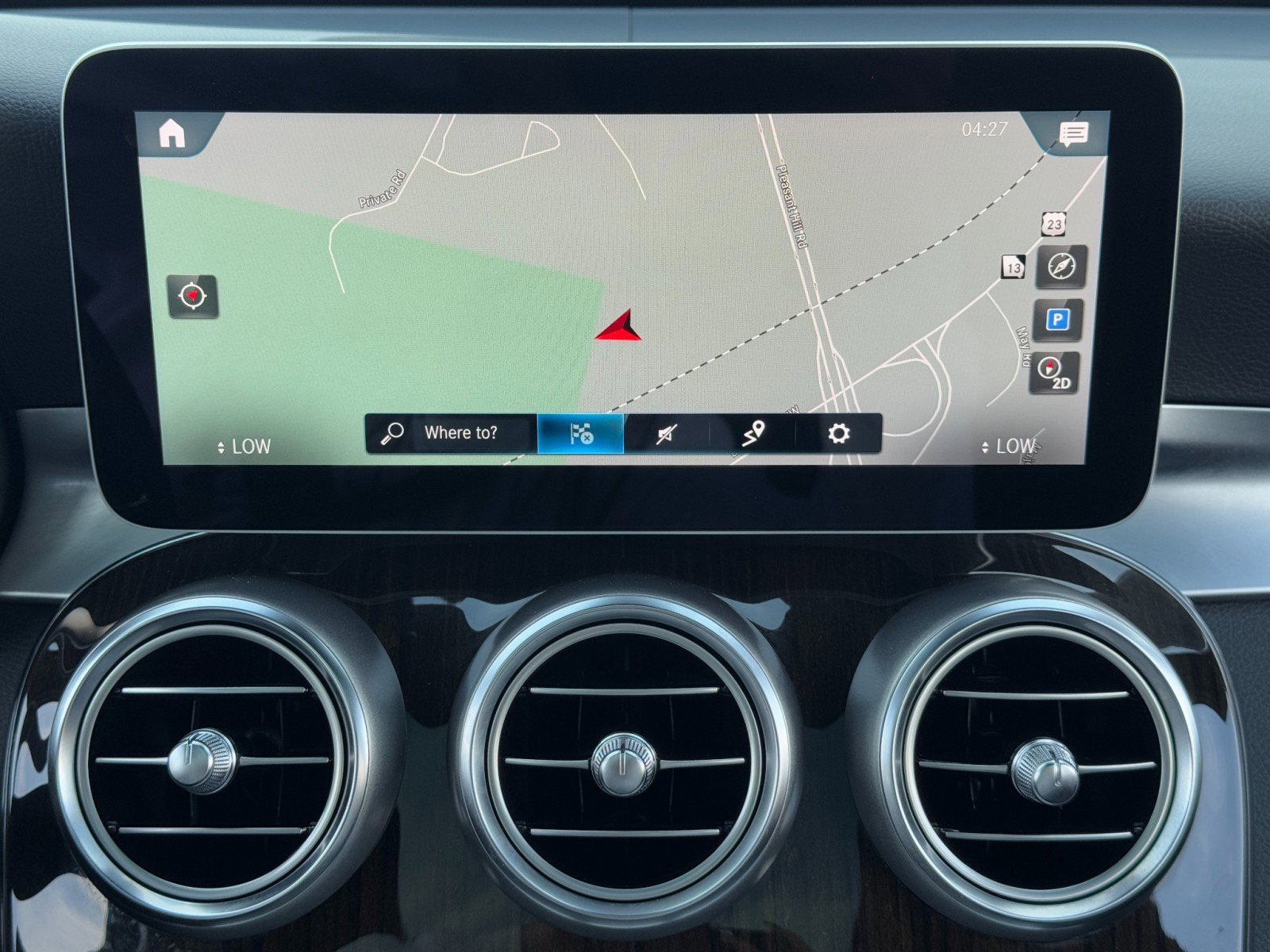 Used 2020 Mercedes-Benz GLC 350e 4MATIC image 25