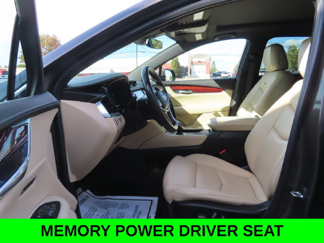 Used 2019 Cadillac XT5 Premium Luxury w/ Trailering Package AWD/4WD image 19