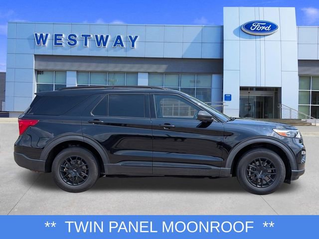 Used 2020 Ford Explorer XLT w/ Equipment Group 202A AWD/4WD image 2