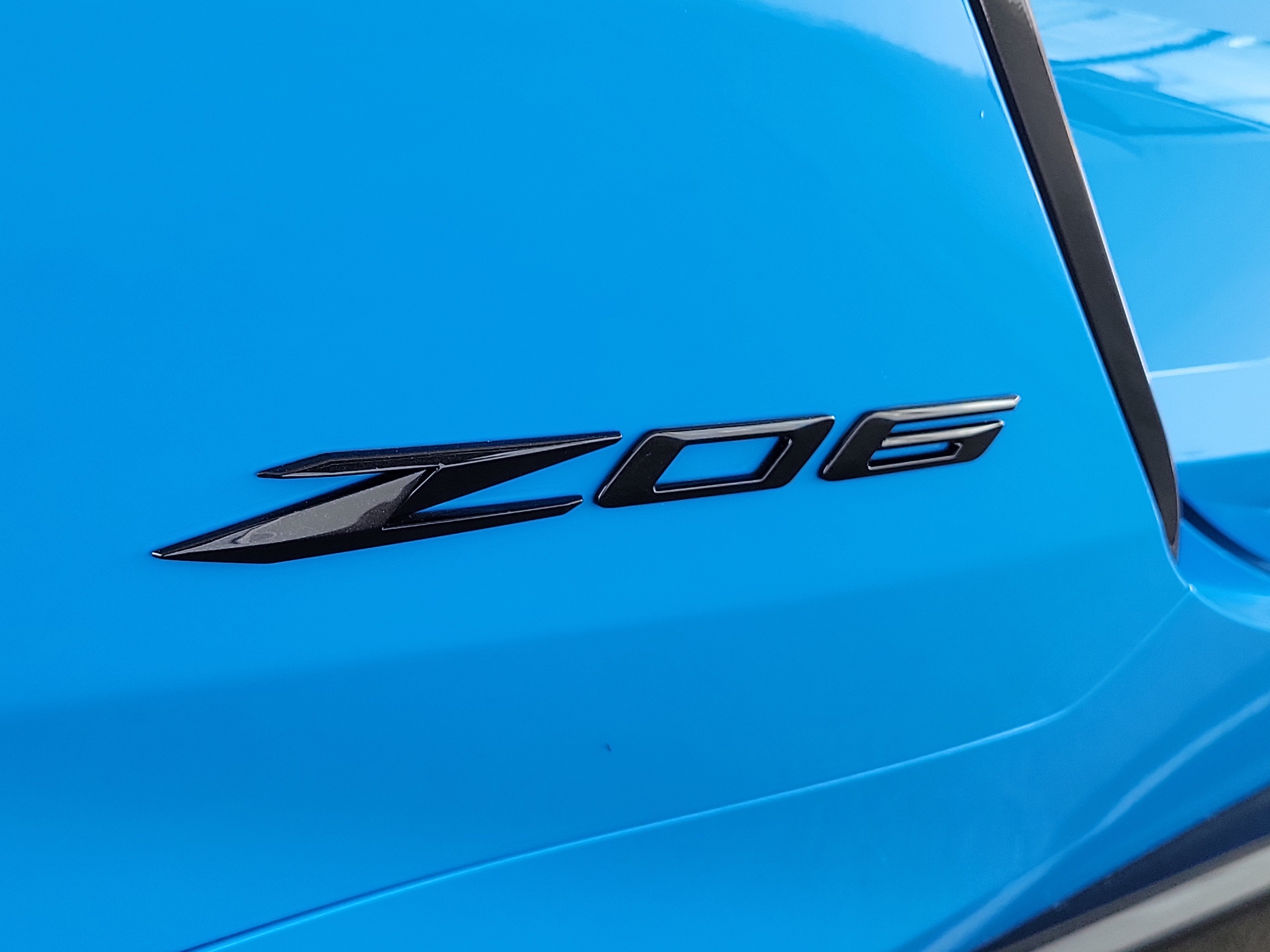 Used 2025 Chevrolet Corvette Z06 w/ Z07 Performance Package RWD image 7