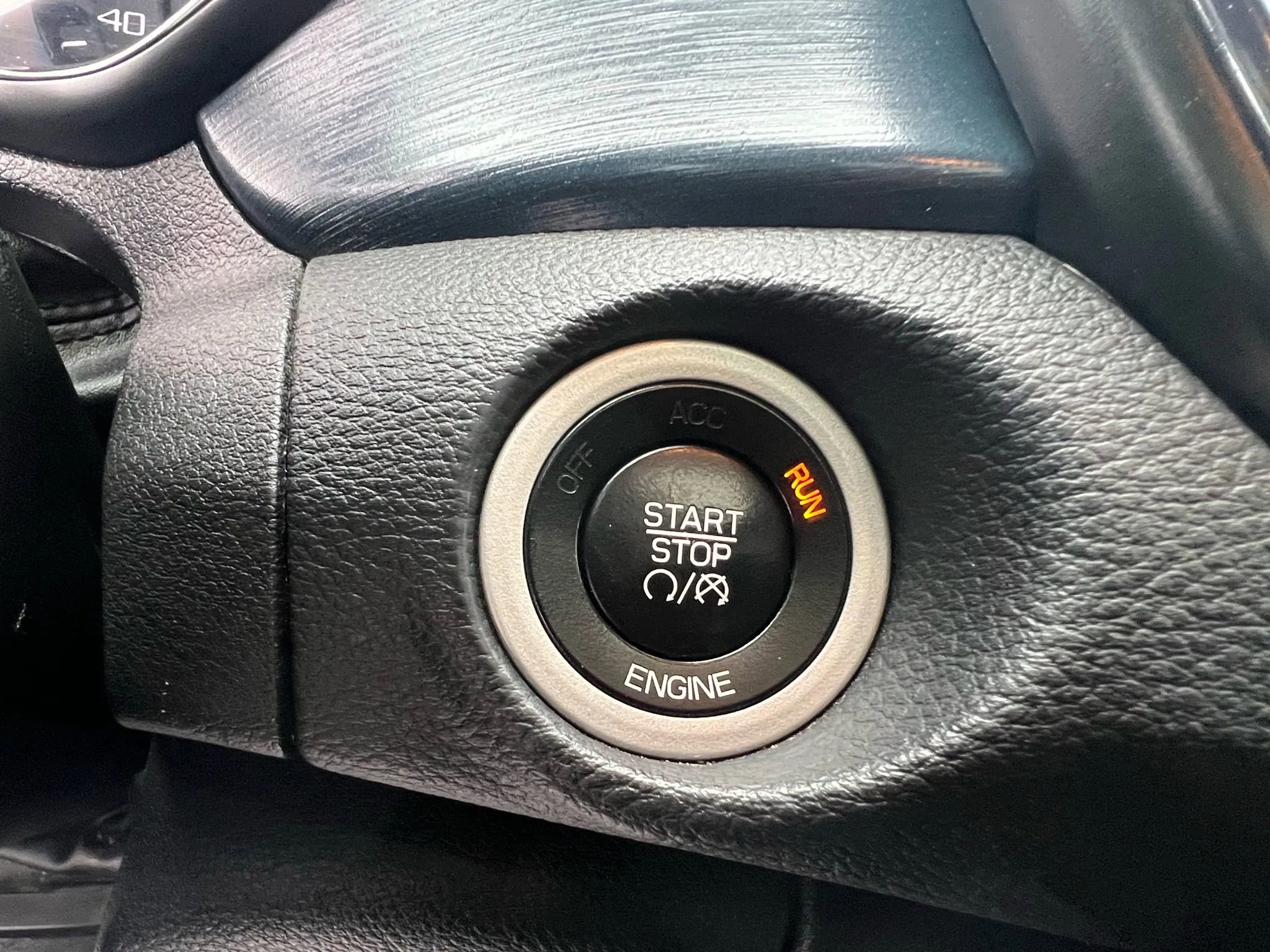 Used 2015 Chrysler 200 S w/ Navigation & Sound Group I image 18