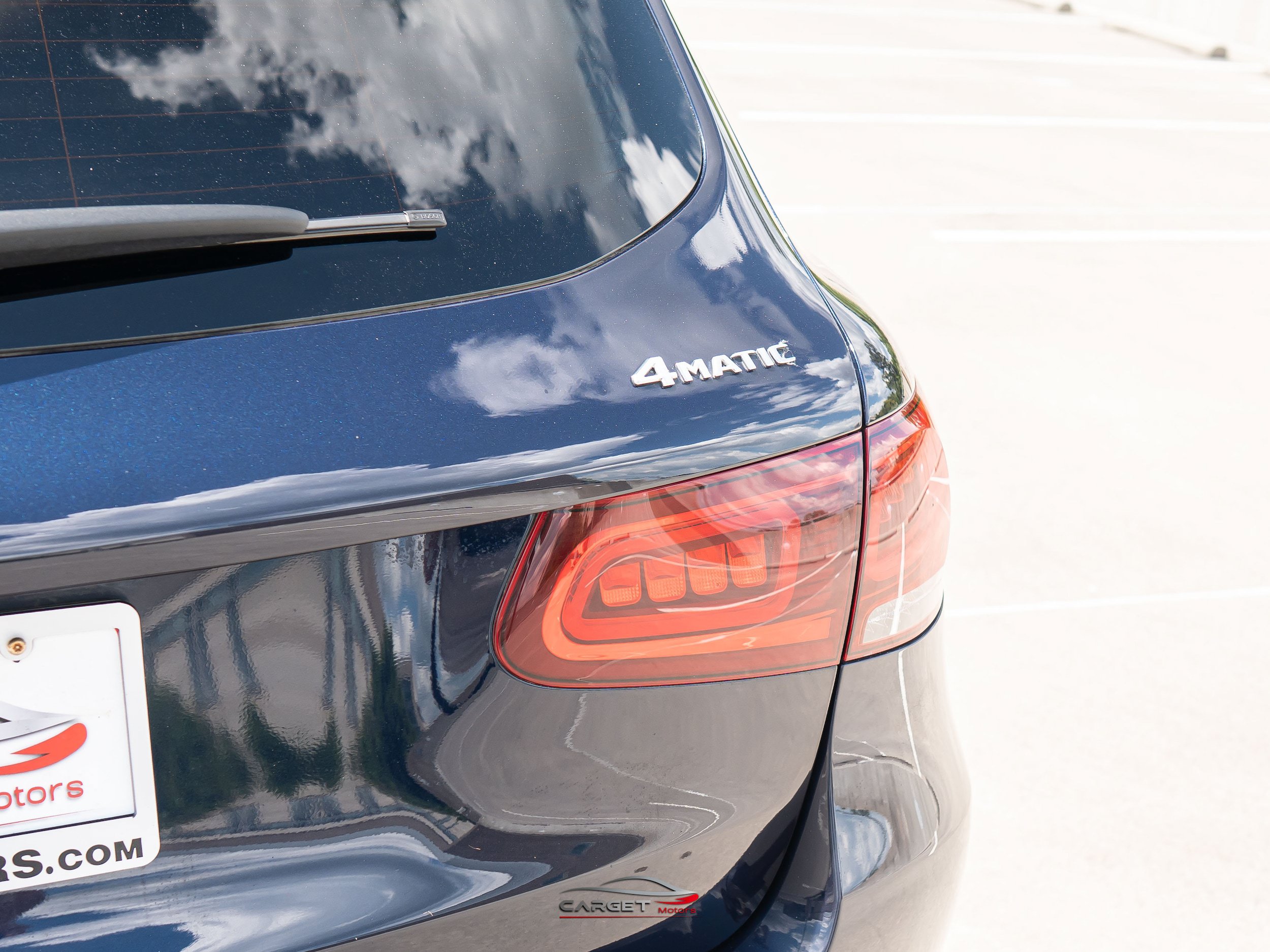 Used 2021 Mercedes-Benz GLC 300 4MATIC w/ AMG Line image 44