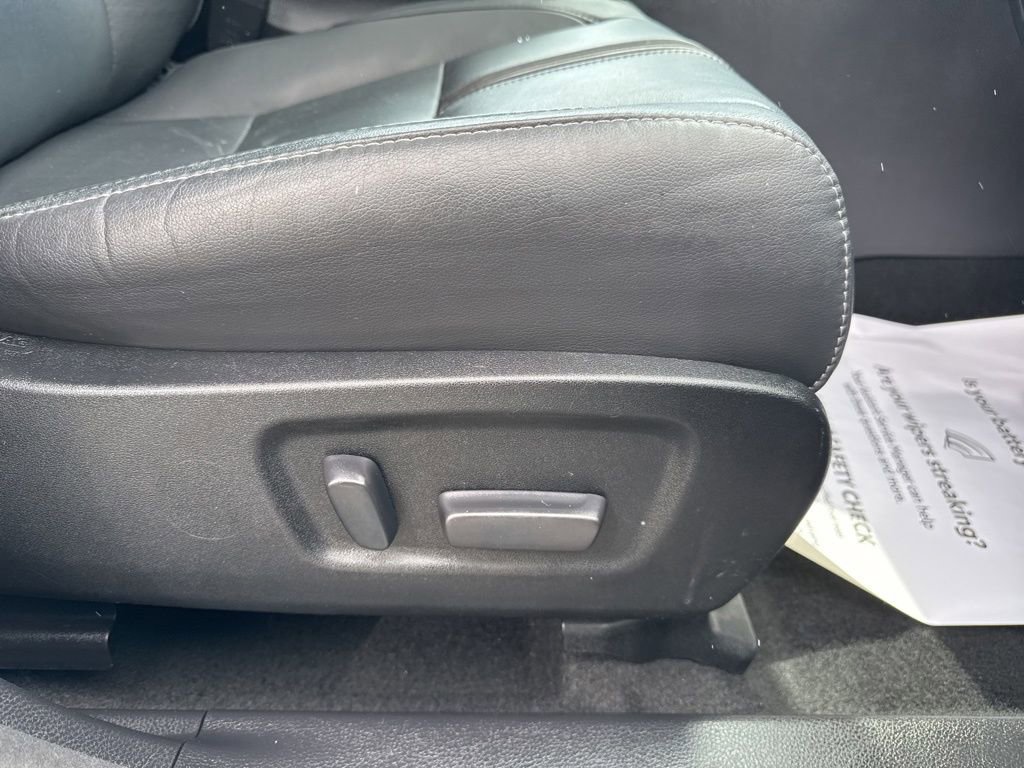 Used 2018 Toyota Highlander SE image 31