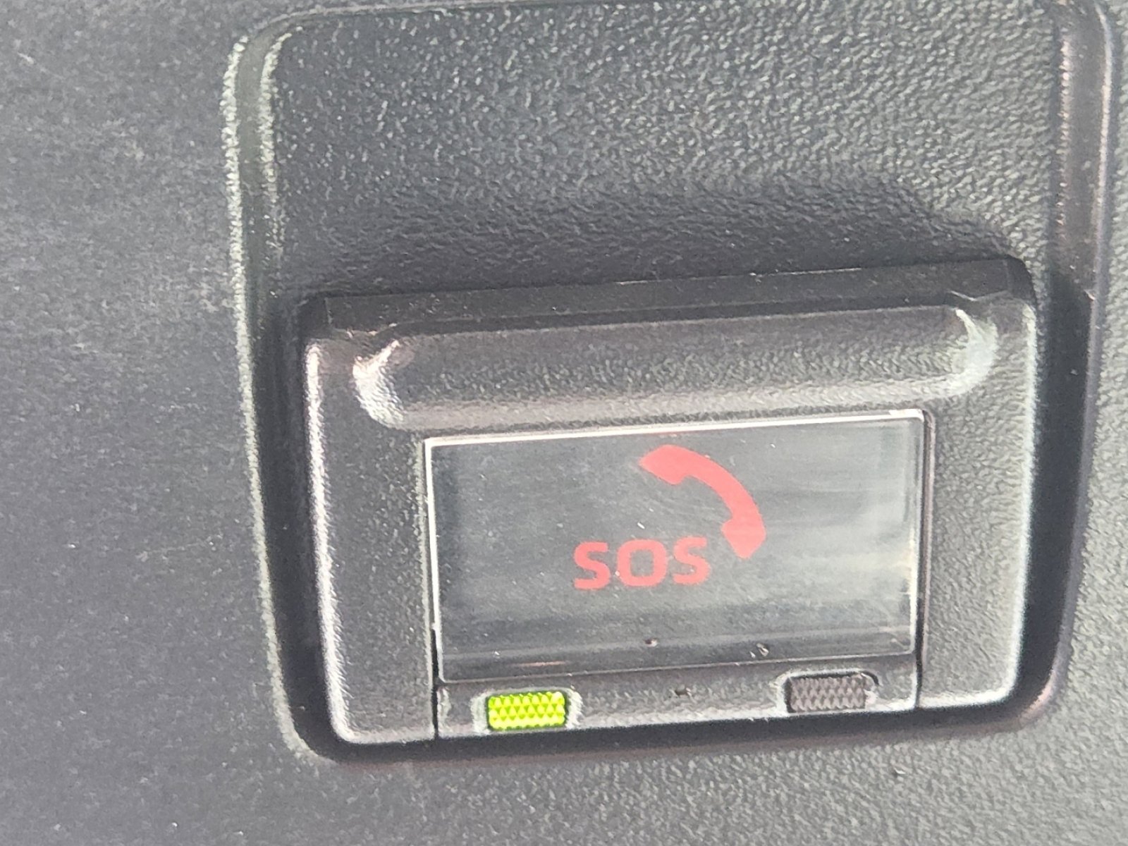 Used 2022 Toyota Camry SE image 35