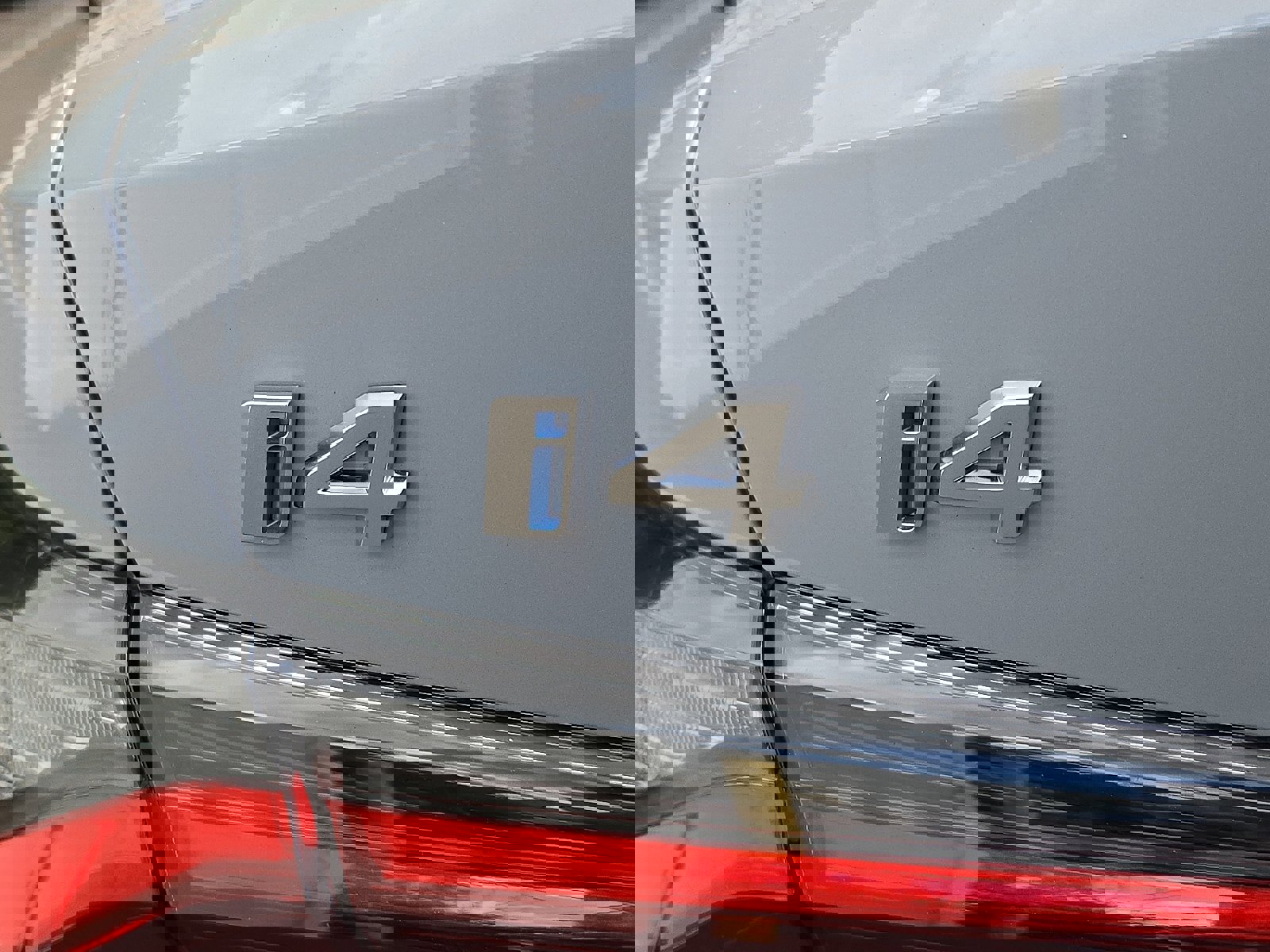 Certified 2025 BMW i4 xDrive40i w/ M Sport Package image 31