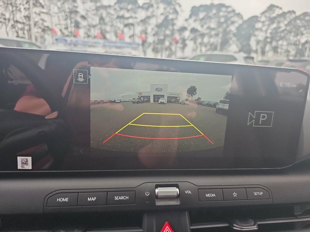 New 2025 Kia K4 LXS image 15