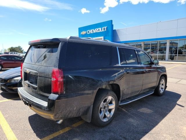 Used 2015 Chevrolet Suburban LTZ image 4