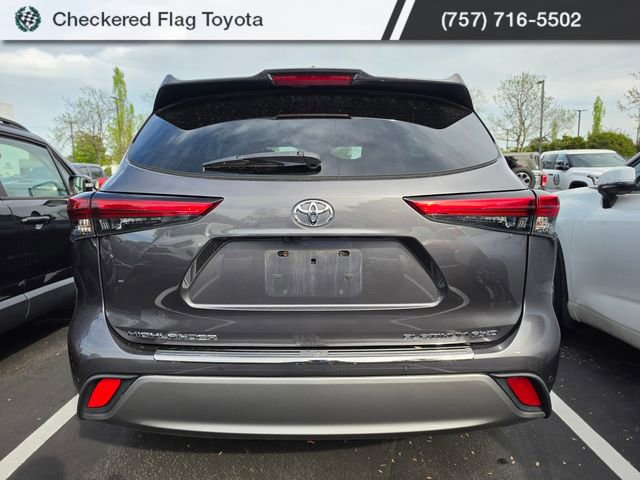 Used 2022 Toyota Highlander Platinum image 5