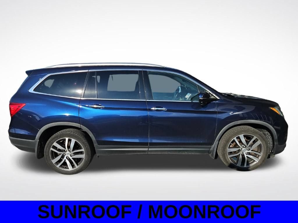 Used 2017 Honda Pilot Touring image 3