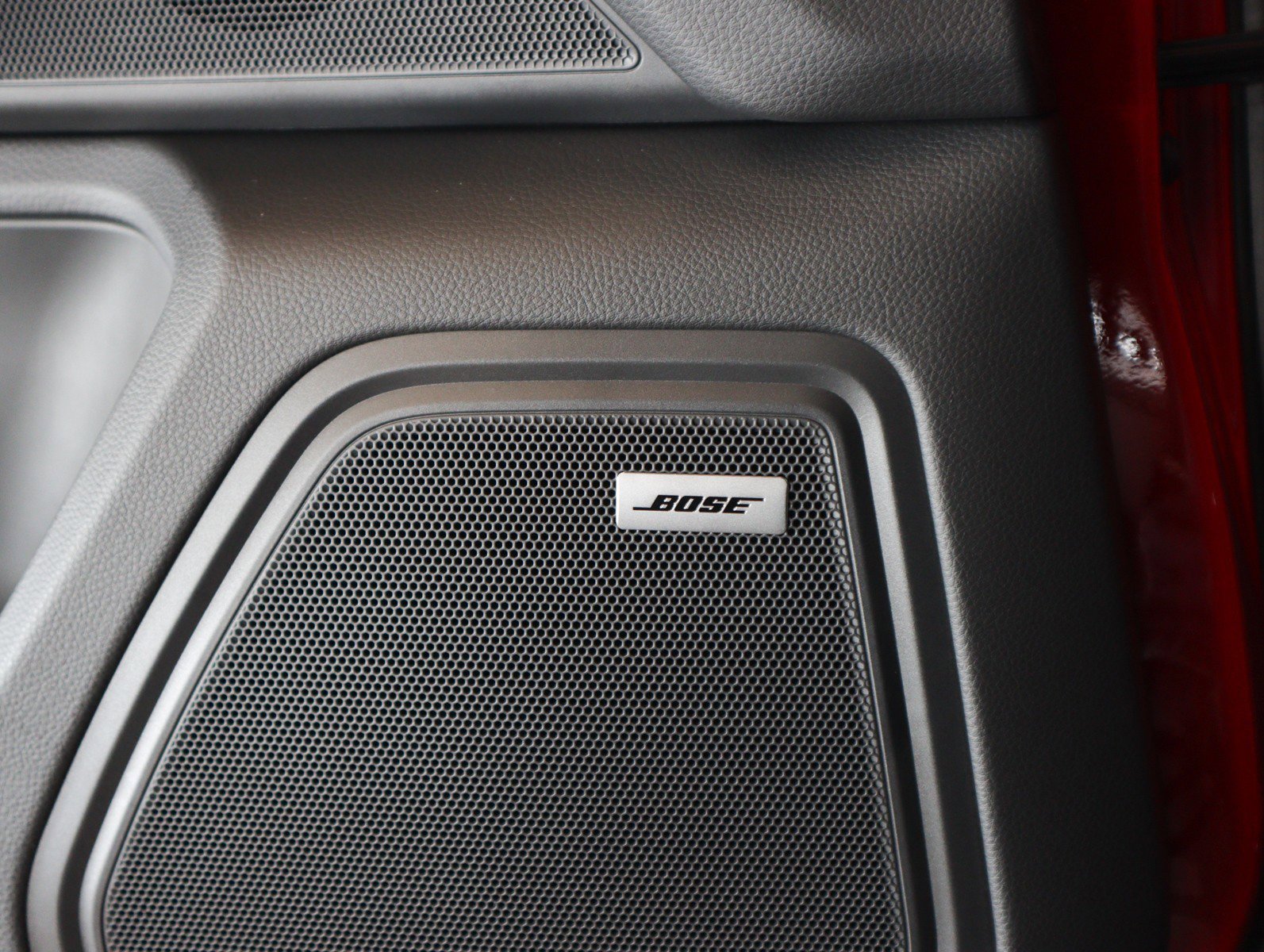 Used 2026 Porsche Macan AWD/4WD image 22