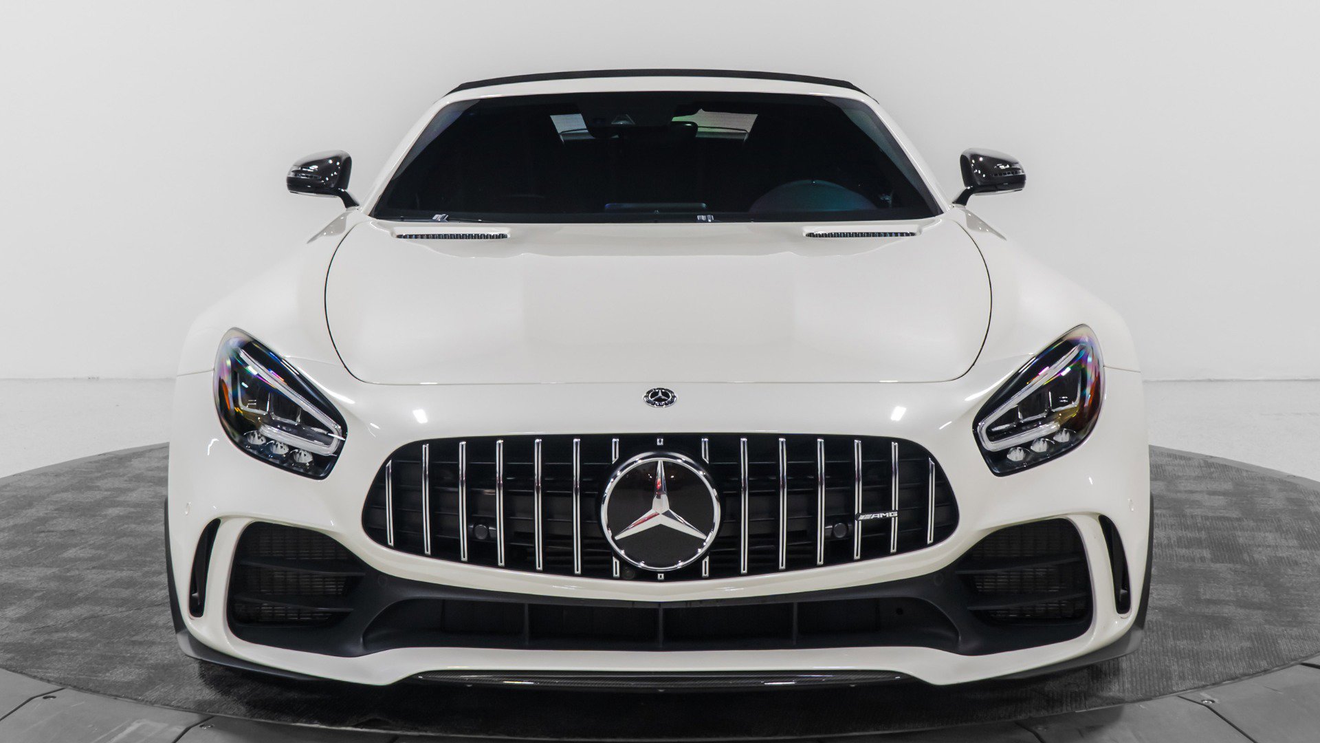 Used 2020 Mercedes-Benz AMG GT R image 23