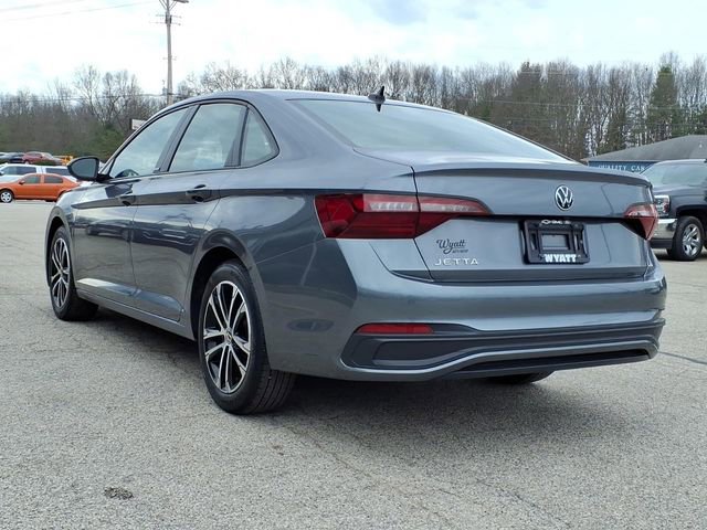 Used 2023 Volkswagen Jetta Sport image 9
