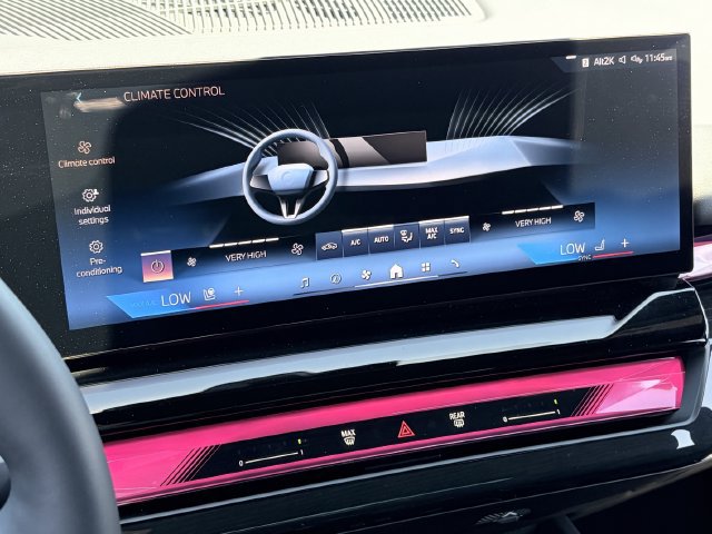 Certified 2026 BMW i5 eDrive40 w/ Premium Package RWD image 32