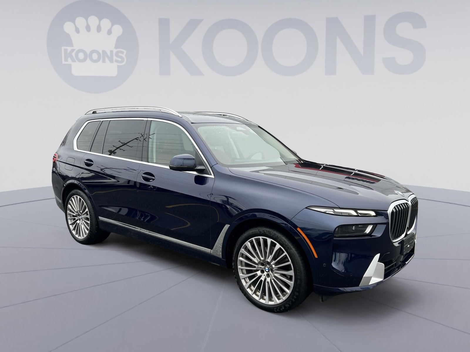 Used 2023 BMW X7 xDrive40i w/ Executive Package image 10