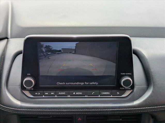 Used 2024 Nissan Rogue S image 14