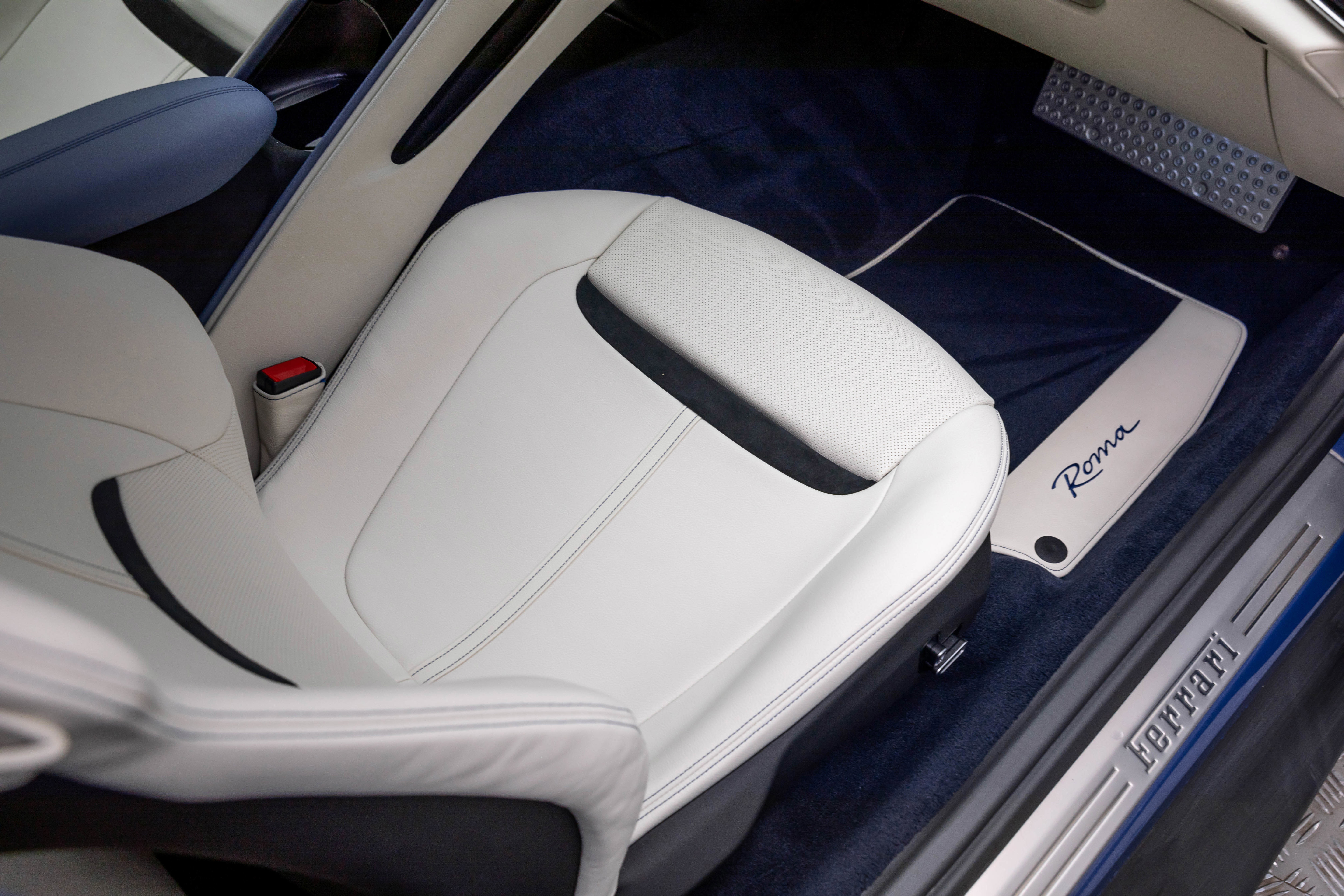 Certified 2023 Ferrari Roma image 39