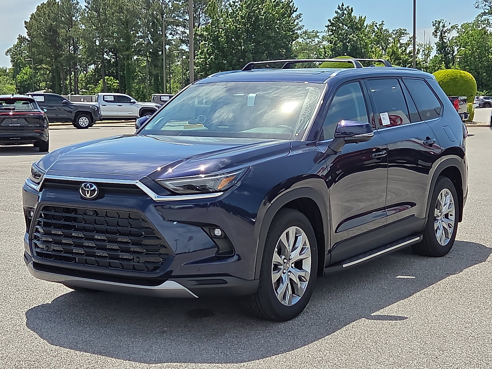 New 2026 Toyota Grand Highlander AWD image 2