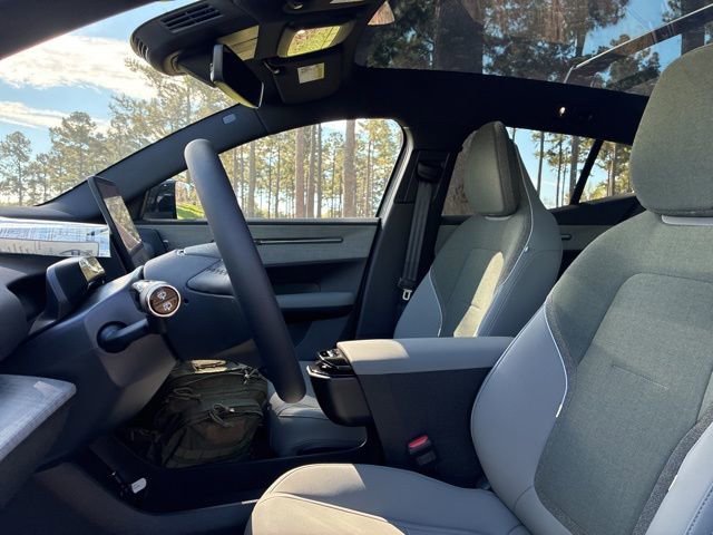 New 2026 Volvo EX30 Cross Country Ultra w/ Protection Package Premier image 21