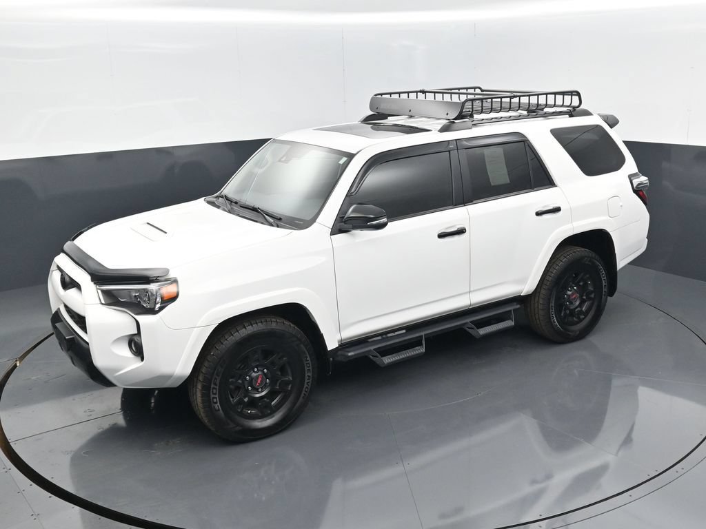 Used 2021 Toyota 4Runner Venture w/ Moonroof Package AWD/4WD image 9