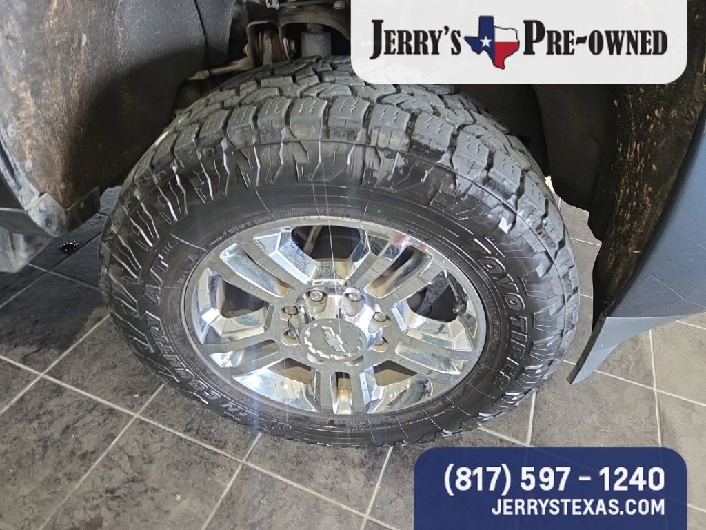 Used 2019 Chevrolet Silverado 2500 High Country w/ Duramax Plus Package AWD/4WD image 4