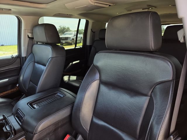 Used 2019 Chevrolet Suburban Premier AWD/4WD image 29