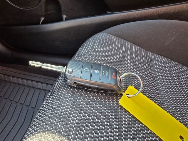 Used 2018 Kia Forte LX image 22