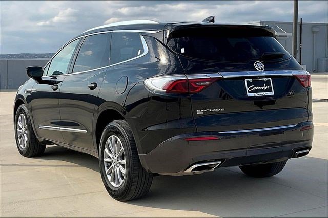 Used 2024 Buick Enclave Premium image 15