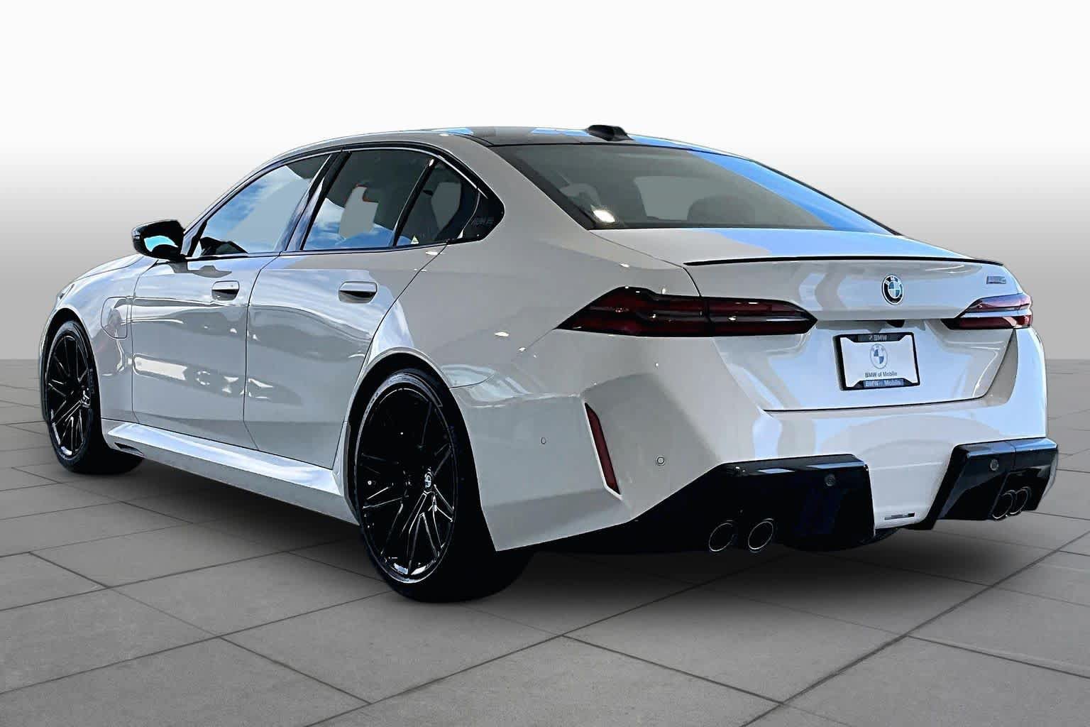 New 2027 BMW M5 w/ Executive Package AWD/4WD image 12