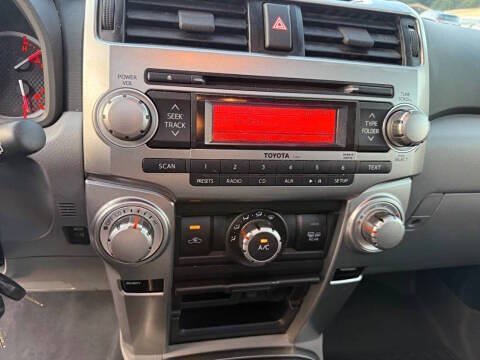 Used 2012 Toyota 4Runner SR5 w/ Convenience Pkg RWD image 19