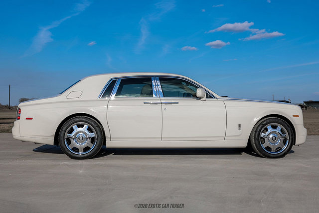 Used 2012 Rolls-Royce Phantom Sedan RWD image 9