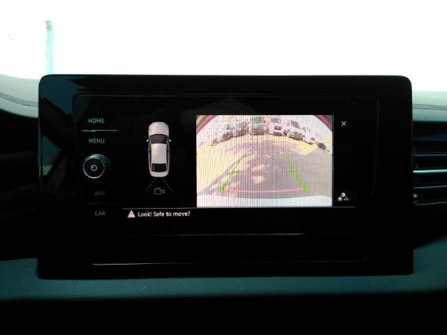 Used 2025 Volkswagen Jetta Sport image 8